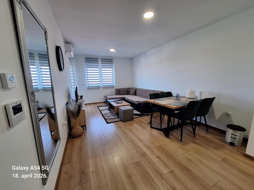 Stan na dan UNO Modriča Apartment in Federation of Bosnia and Herzegovina