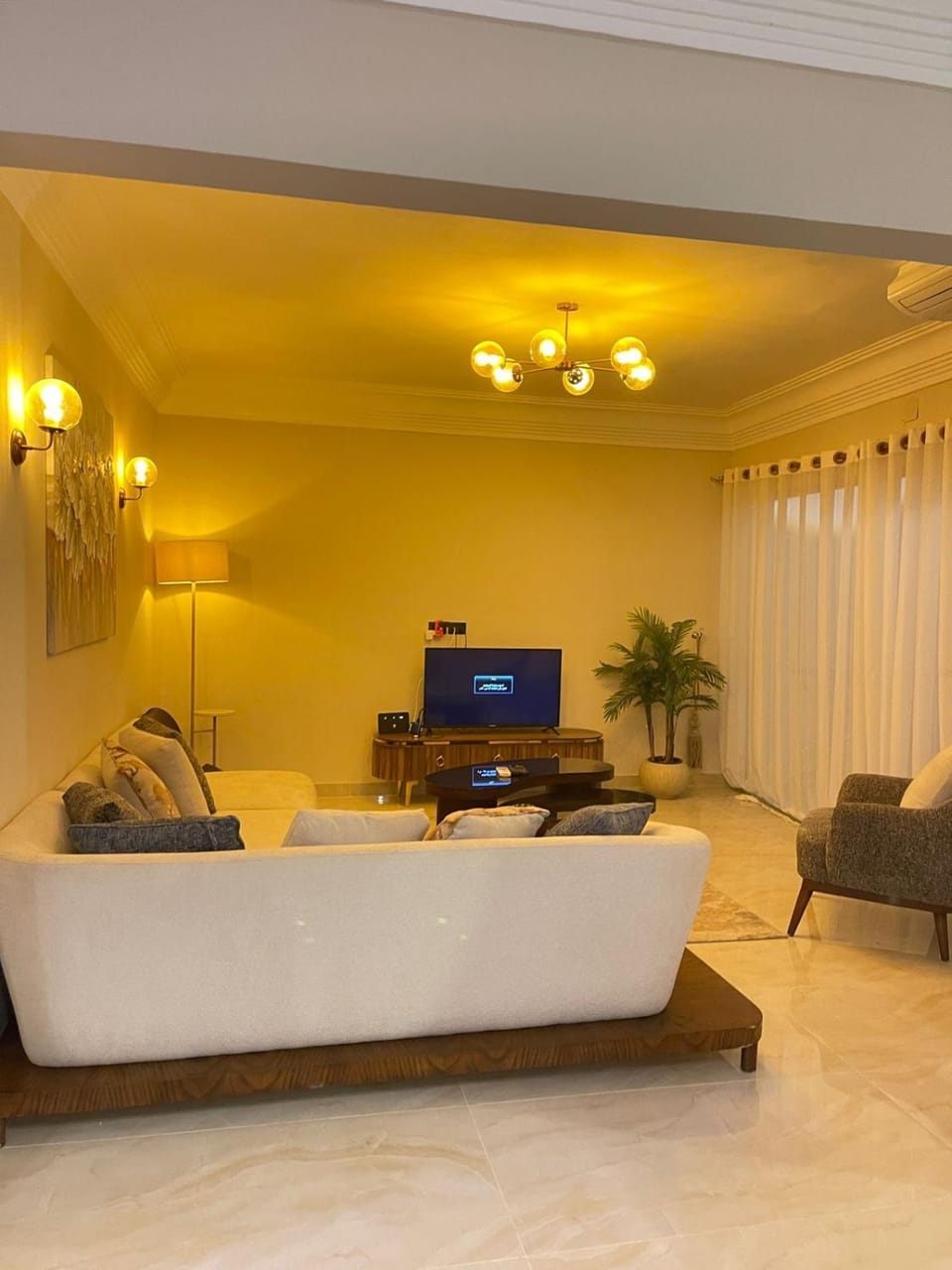 TV and multimedia, Living room, Seating area