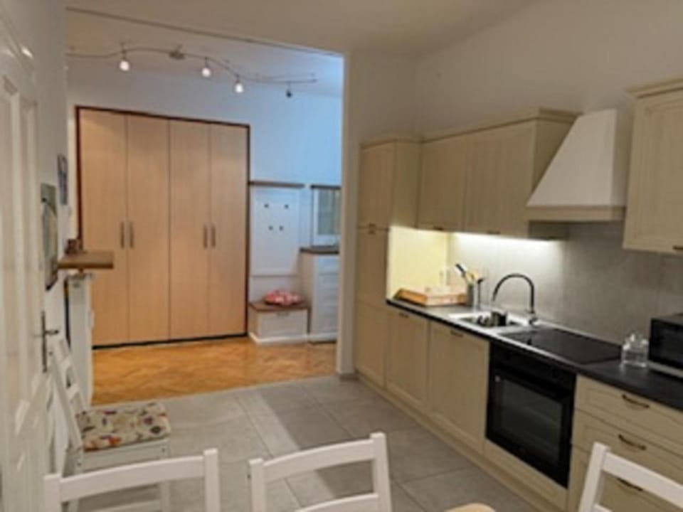 dishwasher, oven, stove