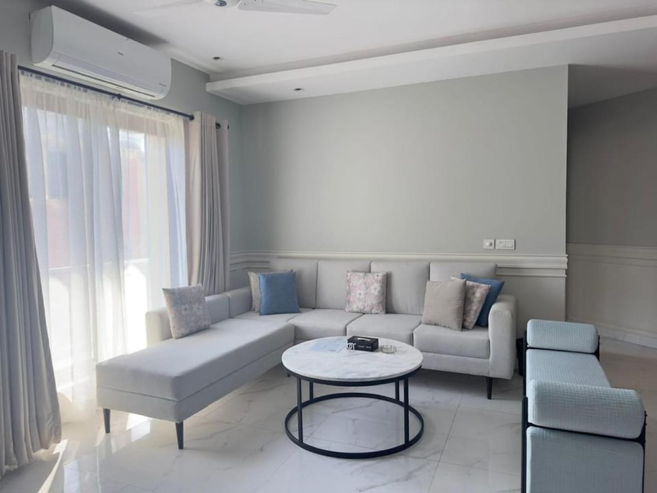 BNR - The Opus Residences 1 Bed Premium Apartment Gulberg, Lahore Apartment in Lahore