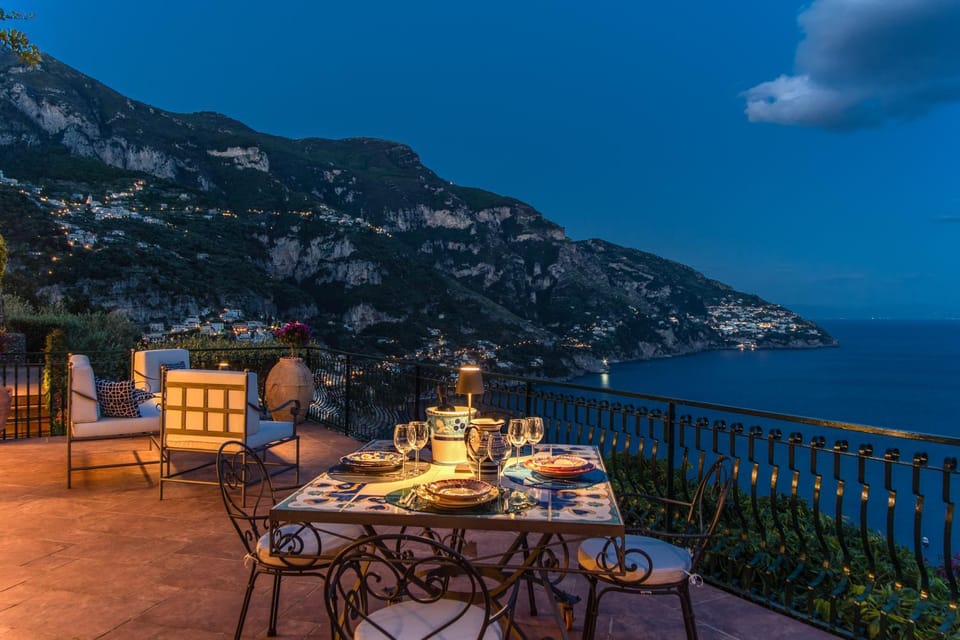 Patio, Natural landscape, View (from property/room), Balcony/Terrace, Food and drinks, Dining area, Mountain view, Sea view