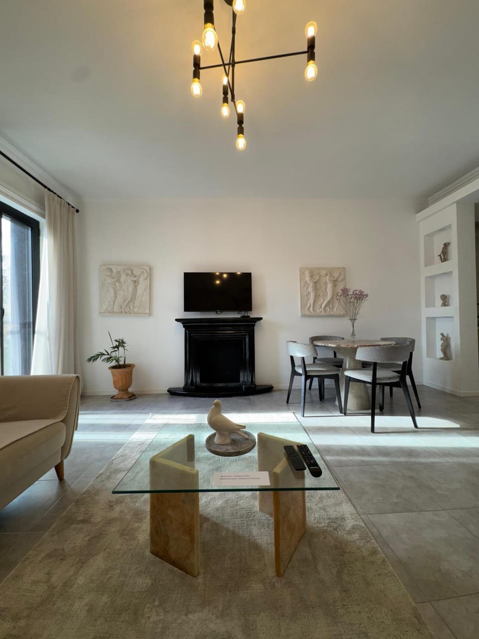 TV and multimedia, Living room, Seating area