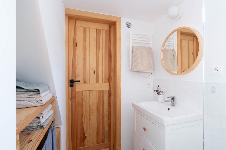 Property building, Bathroom