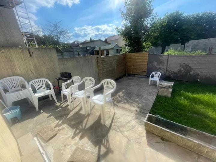 Garden, Balcony/Terrace