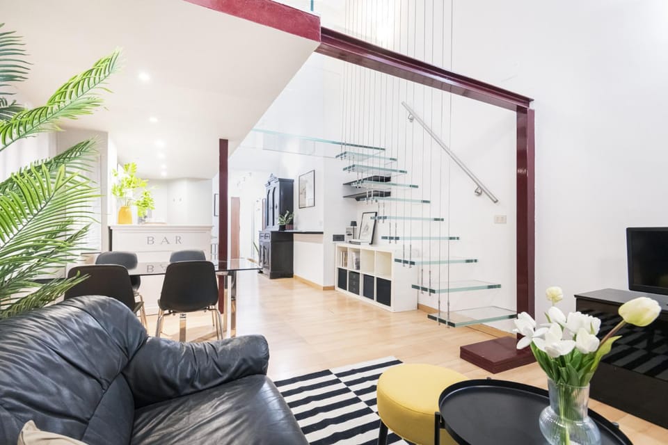 TV and multimedia, Living room, Seating area