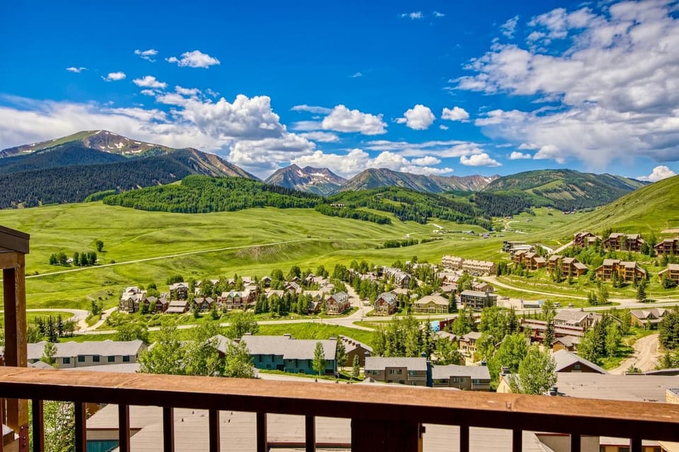 Day, Natural landscape, Summer, View (from property/room), Balcony/Terrace, Mountain view