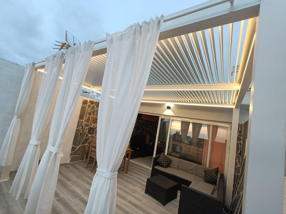Balcony/Terrace, Living room