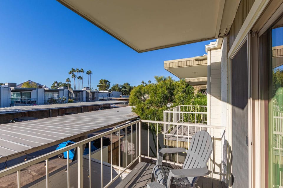 NEW-Heatherbrae 8-Old Town-Camelback View House in Scottsdale