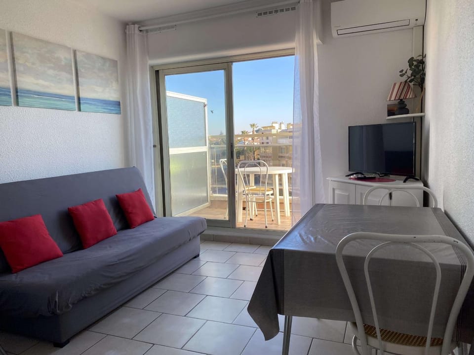 T1 avec terrasse, parking & climatisation à Balaruc-les-Bains - FR-1-553-283 Apartment in Balaruc-les-Bains
