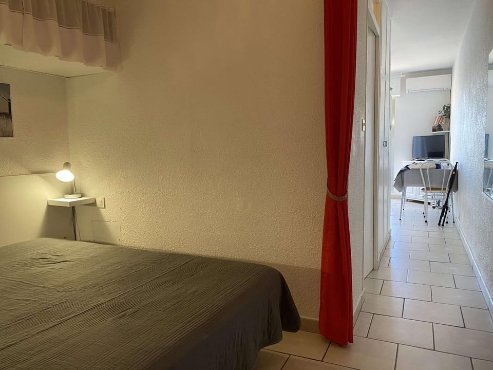T1 avec terrasse, parking & climatisation à Balaruc-les-Bains - FR-1-553-283 Apartment in Balaruc-les-Bains