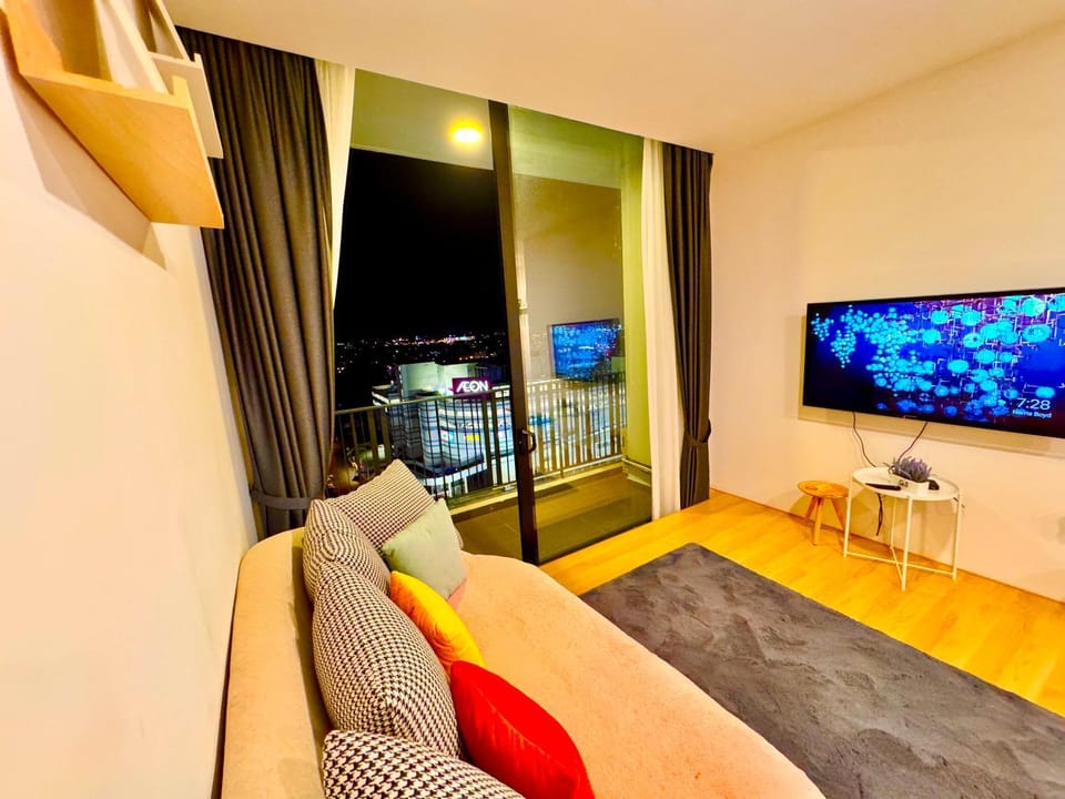 TV and multimedia, Living room, Seating area