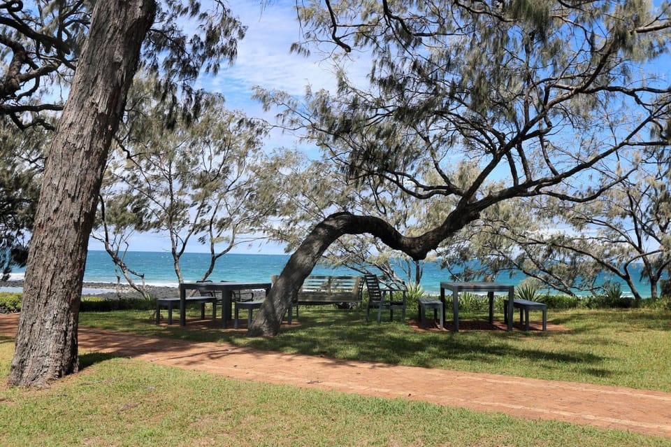 Sandcastles 1 - Beach front Apartment in Bargara