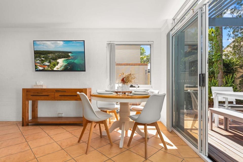 Greenheyes on Currambene by Experience Jervis Bay House in Huskisson