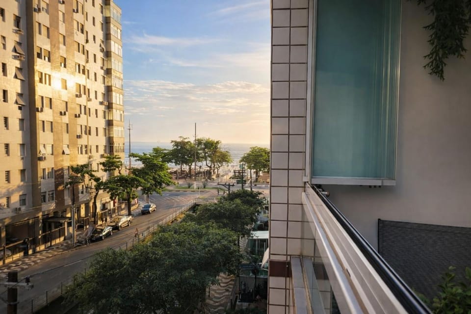 Property building, Neighbourhood, View (from property/room), Sea view, Street view, Time of day, Location
