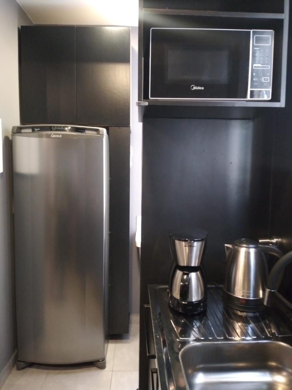 Coffee/tea facilities, Dining area, kitchen