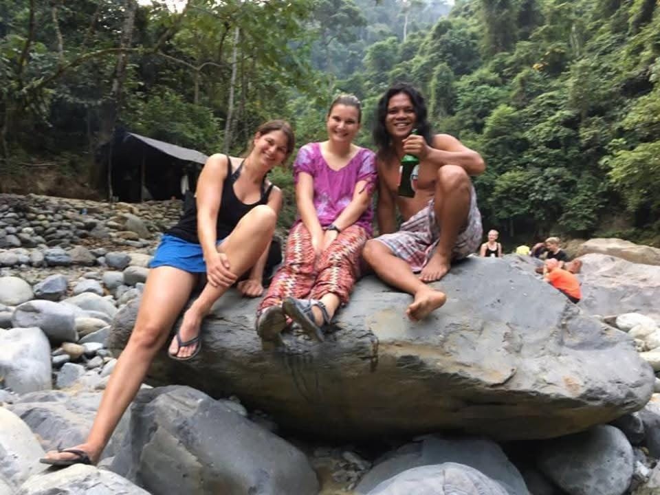 Bukit Lawang Orangutan Dormitory "Book your jungle trekking tour with us" Bed and Breakfast in Indonesia