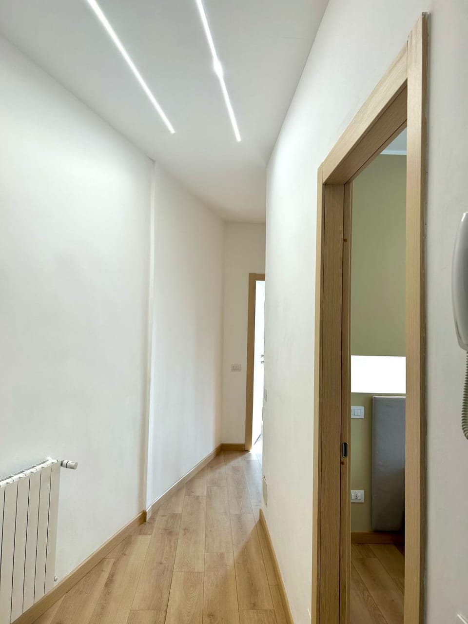 Bed, Living room, Bedroom, air conditioner