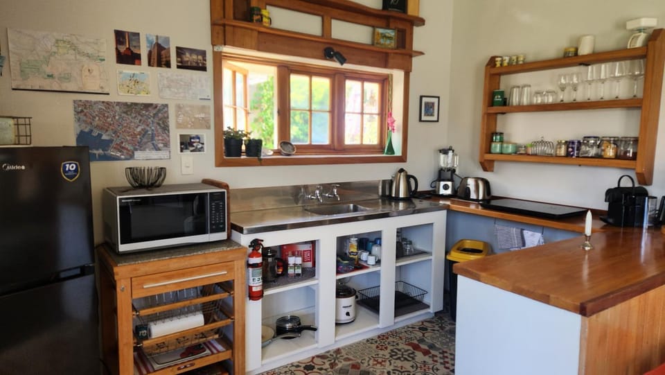 Twin Kauri's 94 Bed and Breakfast in Cambridge