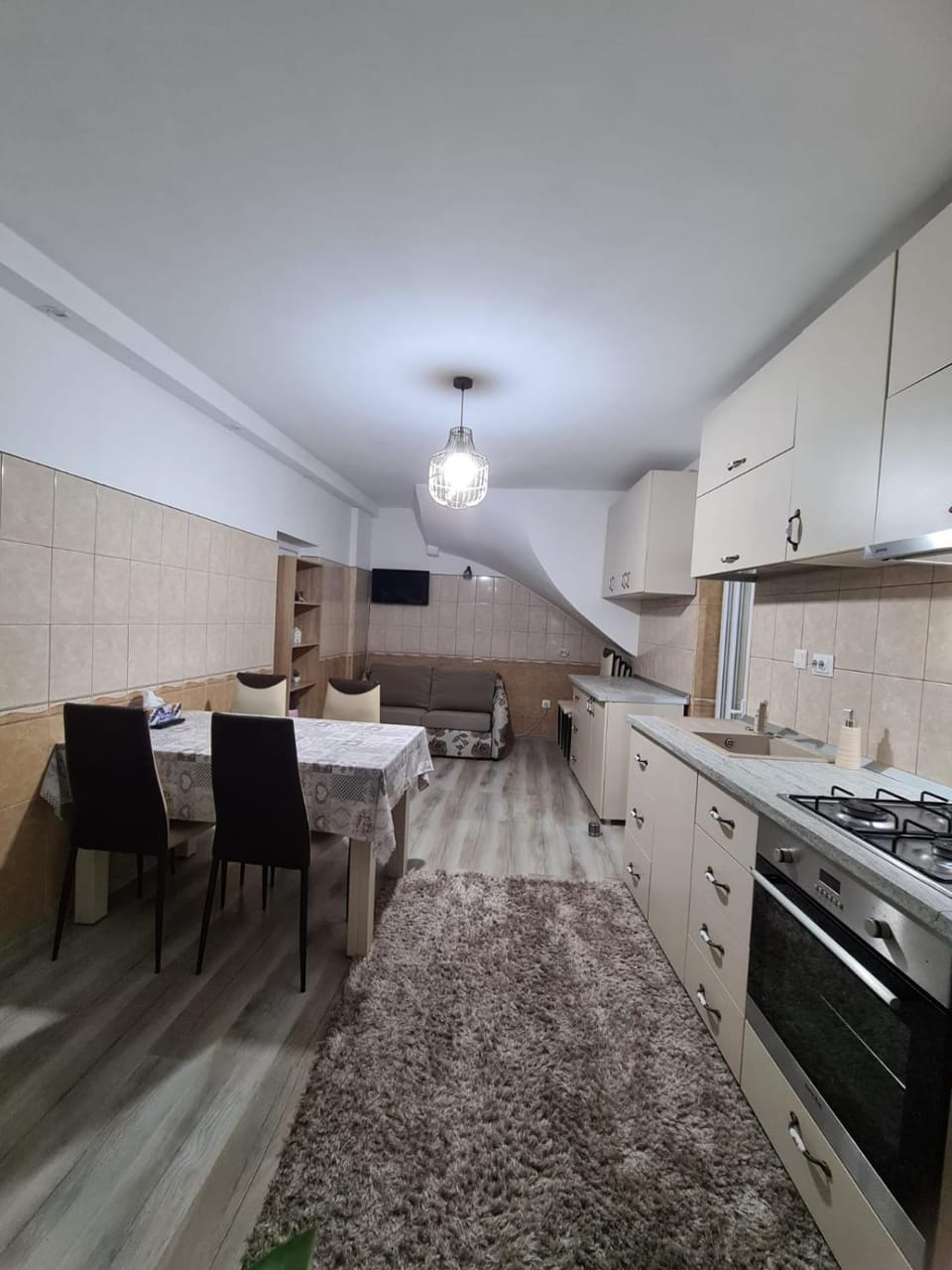 Kitchen or kitchenette, Living room, Seating area, Dining area, stove