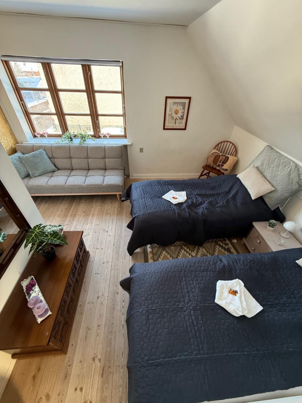 Meget central, fri parkering, 4-7 personers overnatningssted Apartment in Central Denmark Region