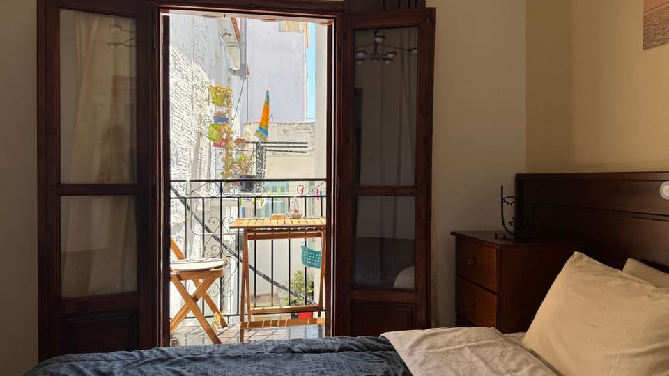 Bed, View (from property/room), Balcony/Terrace, Photo of the whole room, Bedroom