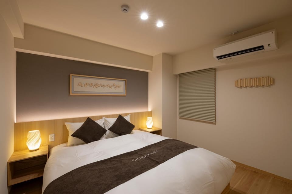 Bed, Bedroom, air conditioner