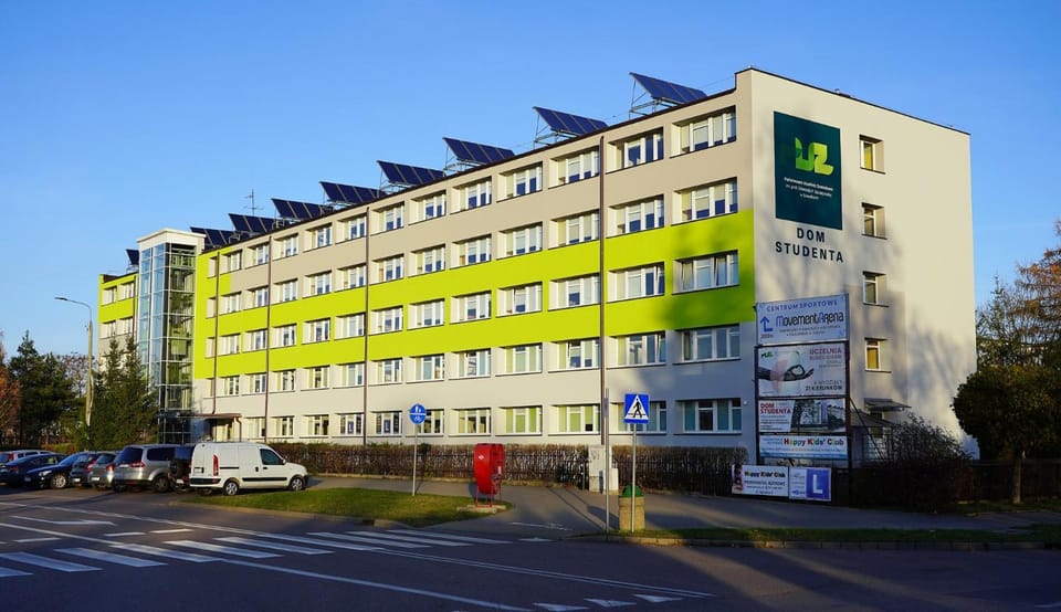 Property building, Location
