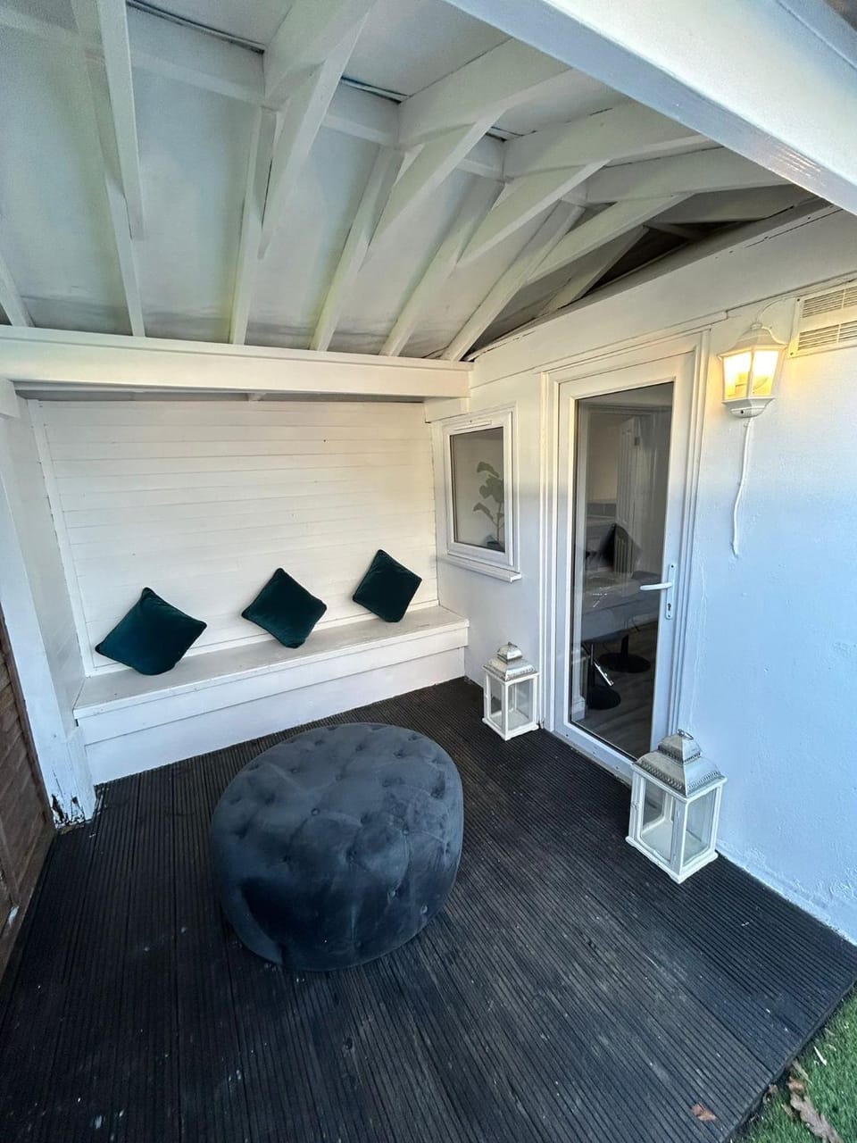 Property building, Patio, Seating area