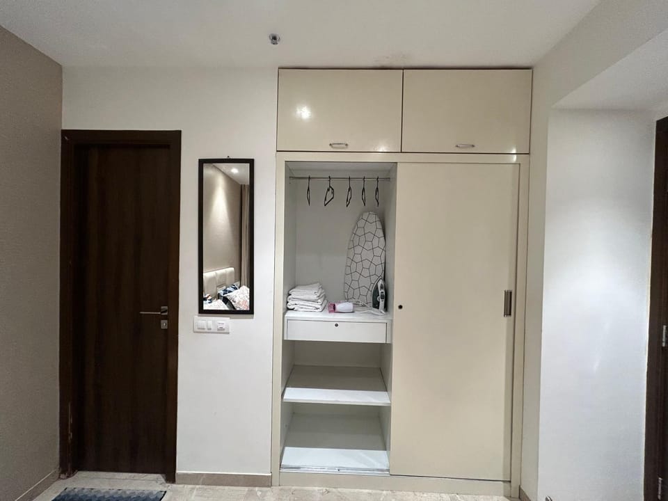 1BHK In Hiranandani Powai G Apartment in Mumbai