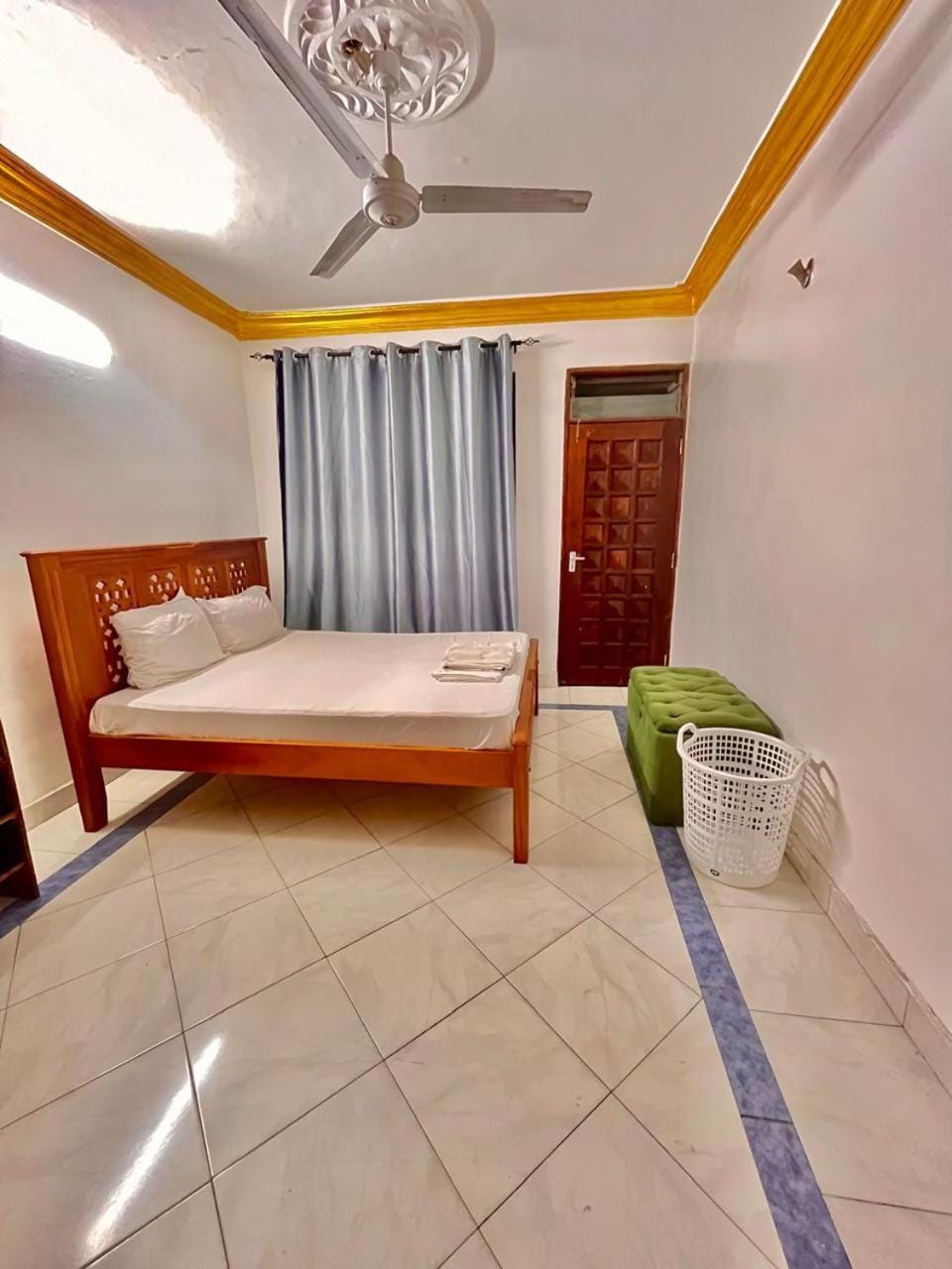 Queens Luxury 2 Bedroom Mombasa Apartment in Mombasa