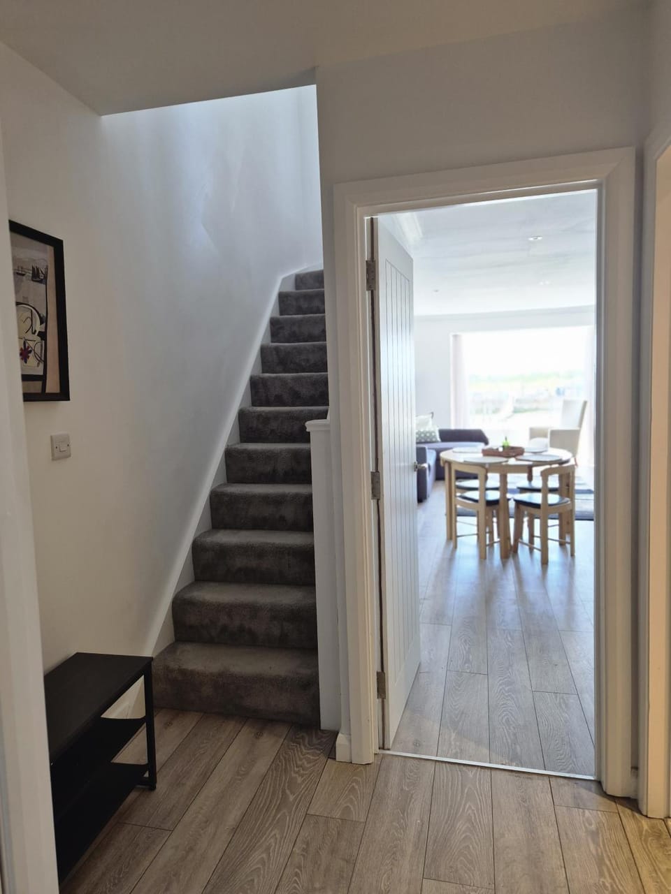 Facade/entrance, Dining area