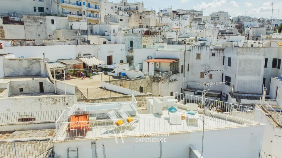 Day, Neighbourhood, Natural landscape, Bird's eye view, City view, Mountain view, Street view, Location