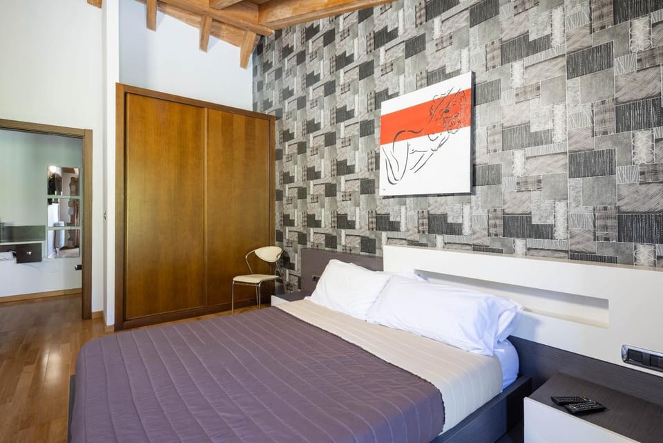 Property building, Living room, Bedroom