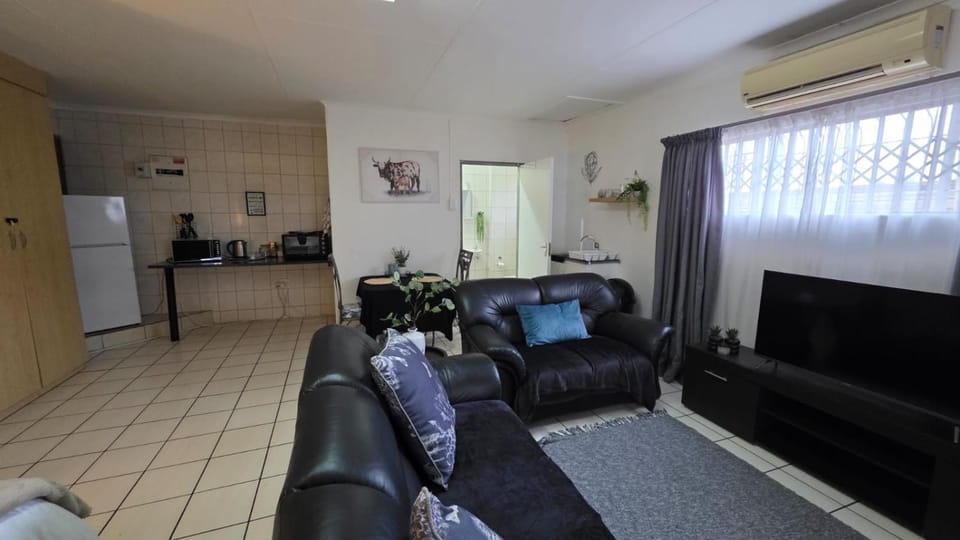 Opal's Rest Apartment in South Africa