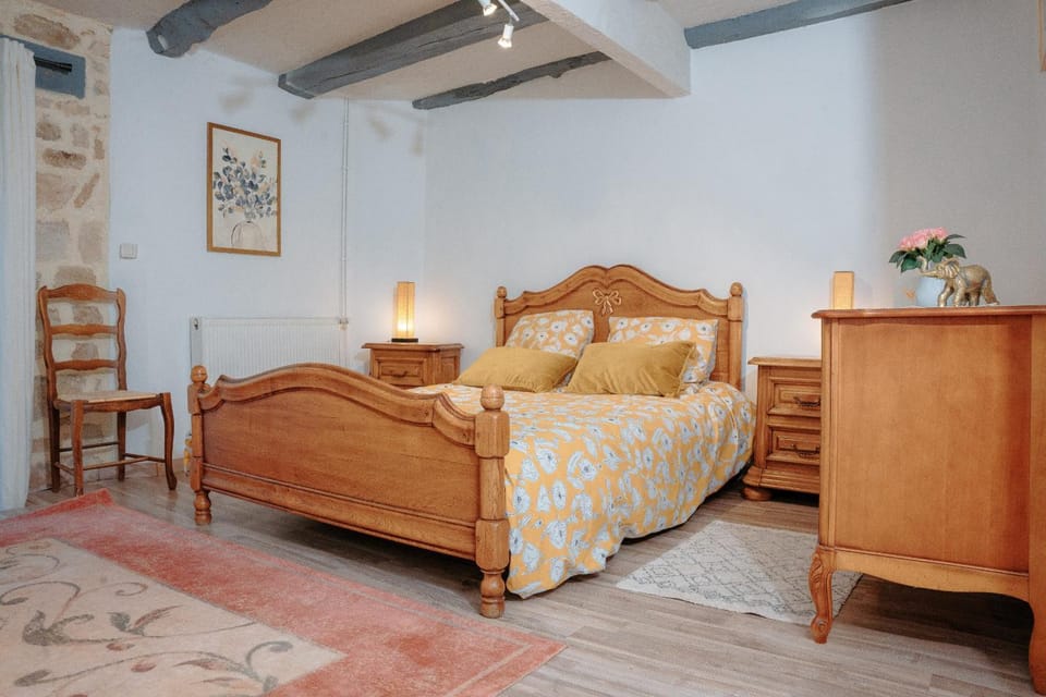 Bed, Bedroom