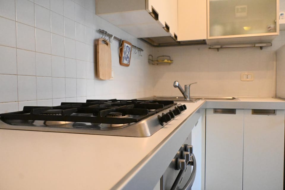 SE128 - Senigallia, bilocale a 100 mt dal mare, con posto auto Apartment in Senigallia