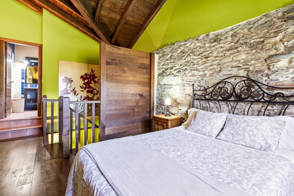 Property building, Living room, Bedroom