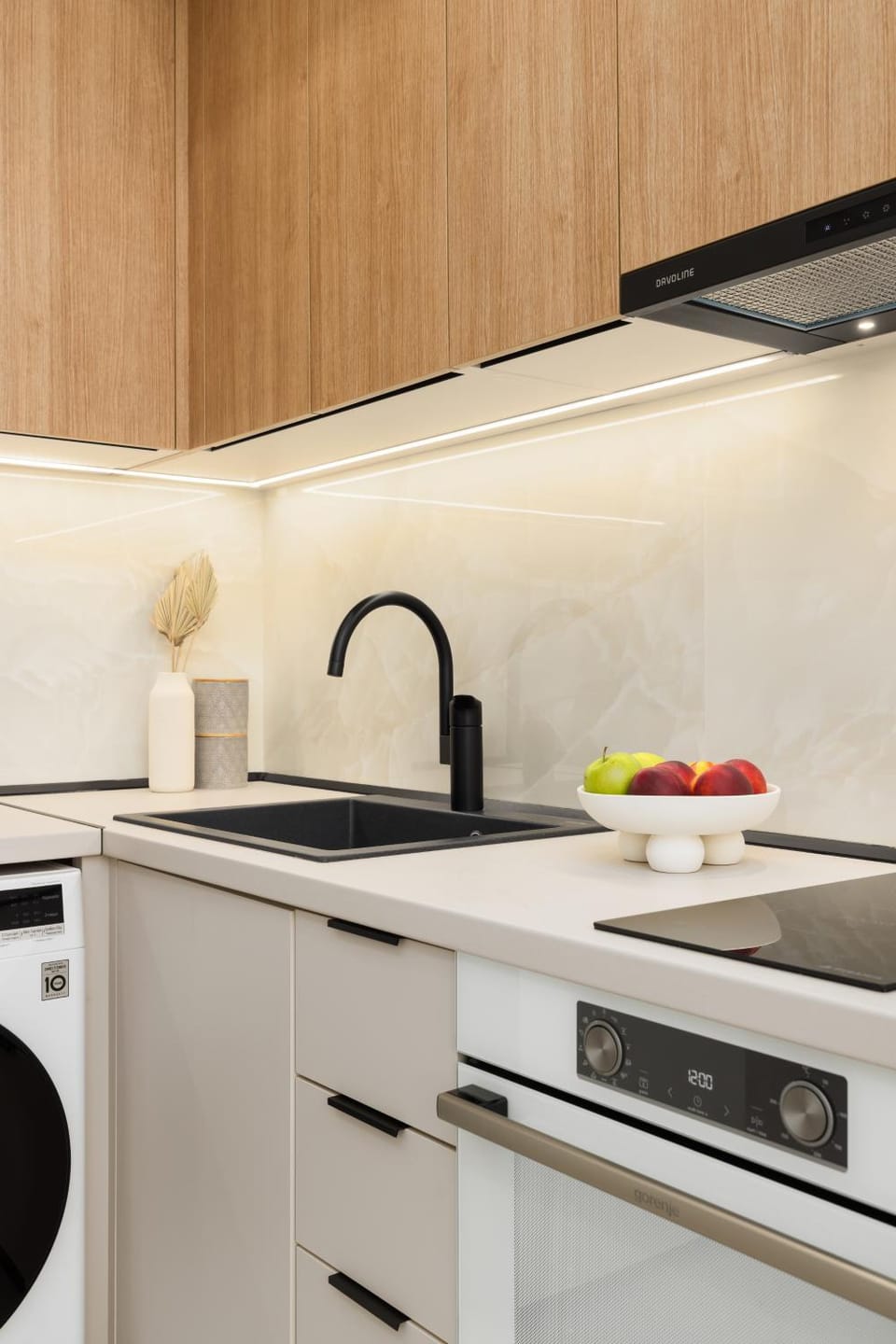 Kitchen or kitchenette, kitchen, kitchen