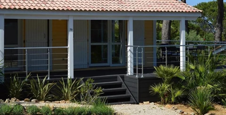 Property building, Garden