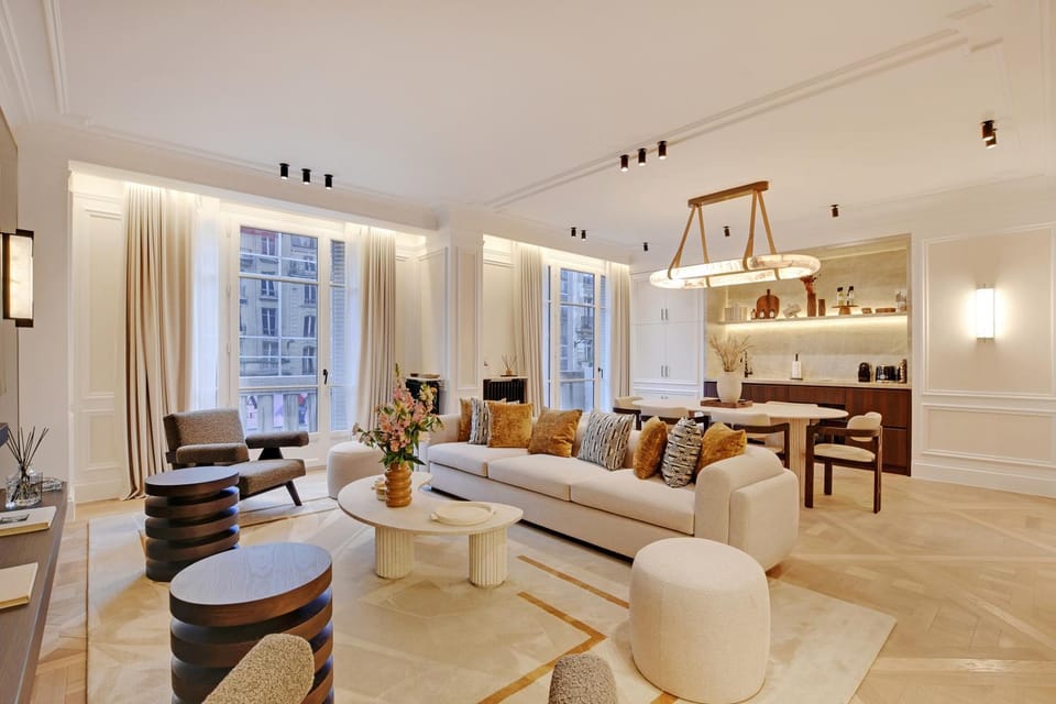 Living room, Seating area, Dining area