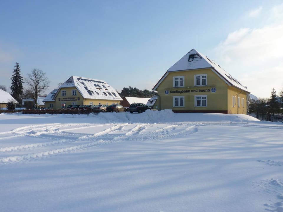 Property building, Day, Natural landscape, Winter