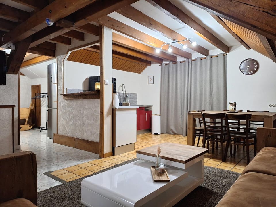 Gîte Le Parmand Apartment in Haute-Savoie