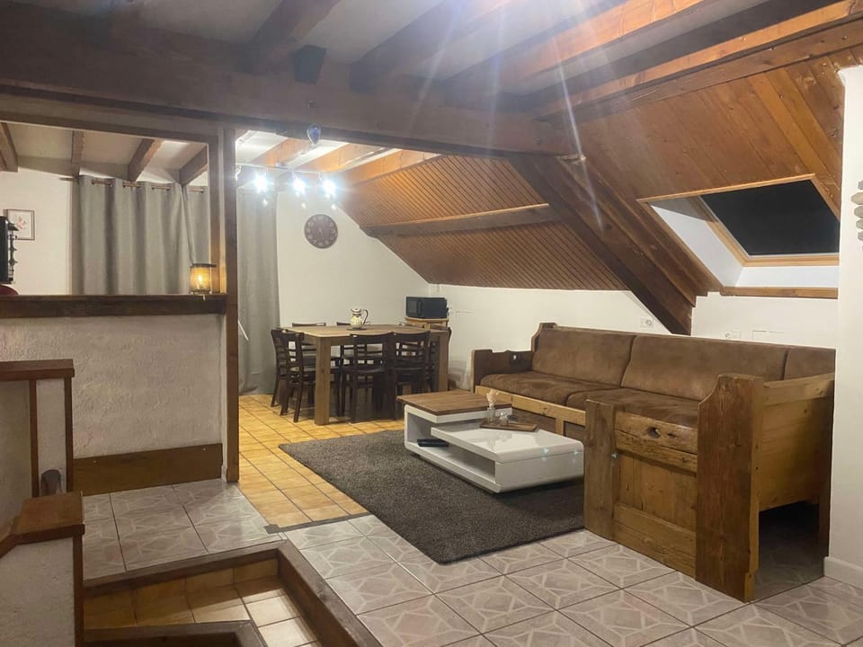 Gîte Le Parmand Apartment in Haute-Savoie
