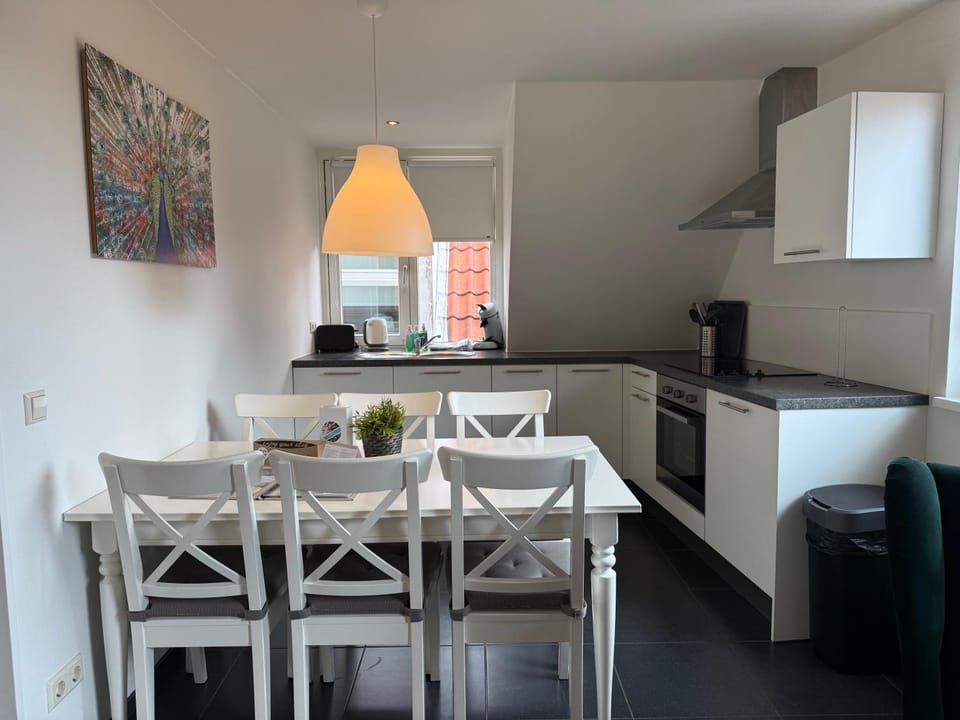 Weststraat 20 - Ouddorp - Appartement Kompas 3P Apartment in Ouddorp