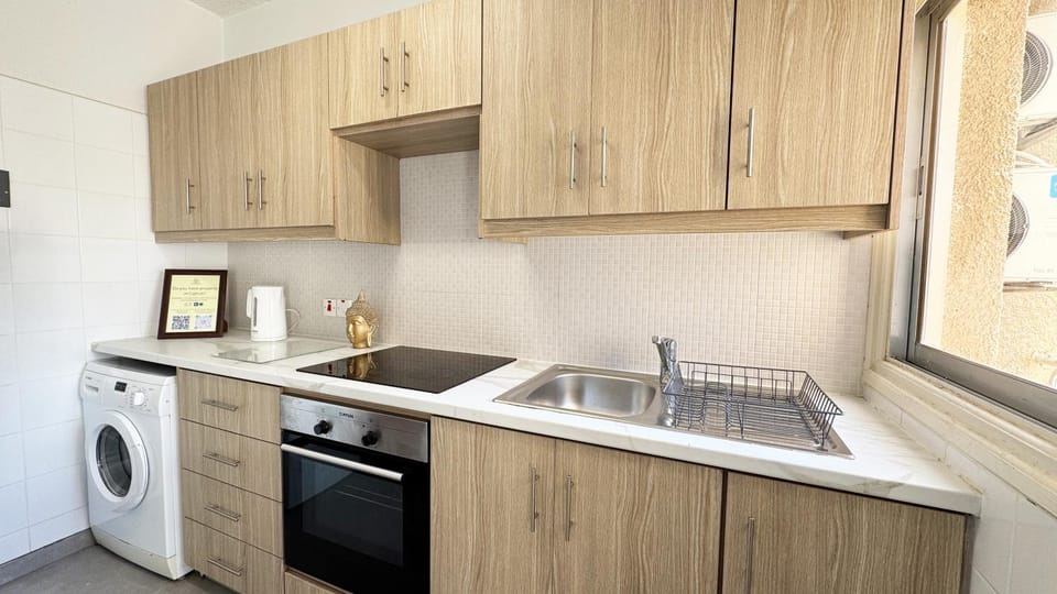Kitchen or kitchenette, dishwasher, minibar, oven, pet friendly, stove, toaster, washing machine, dryer