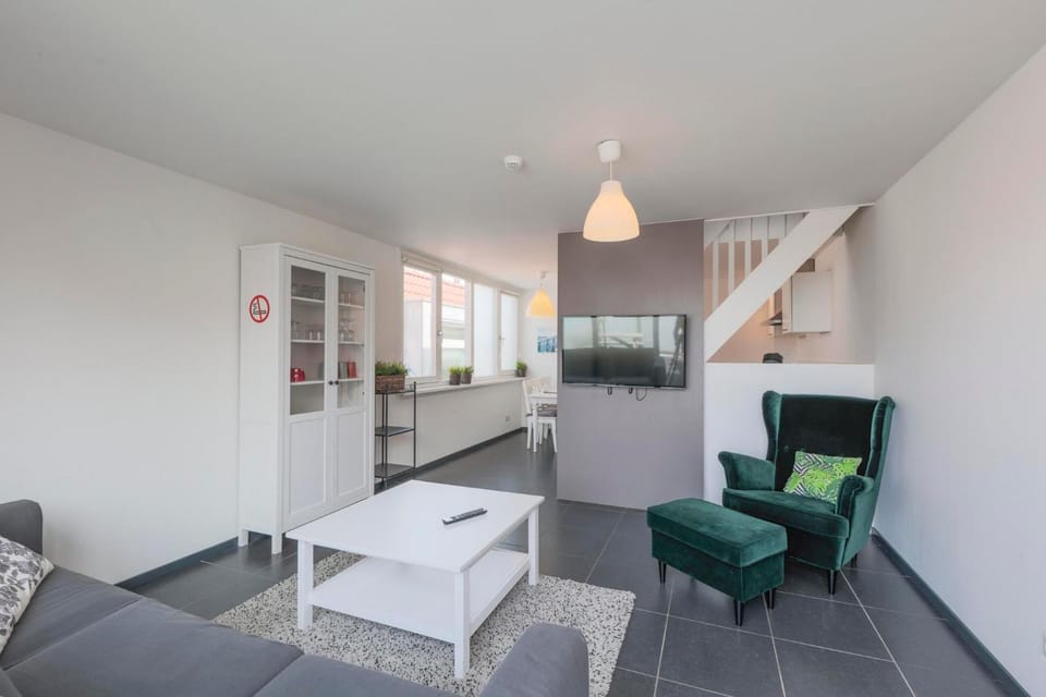 Weststraat 22 - Ouddorp - Appartement West 3P Apartment in Ouddorp
