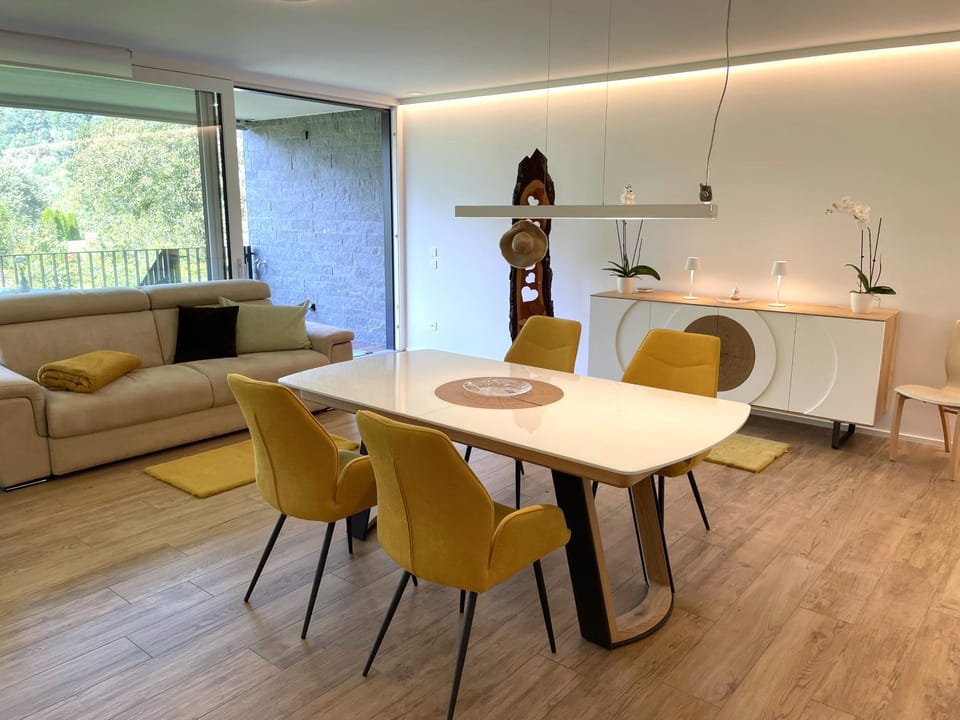 Residenza Buca 10 by Fewotessin Apartment in Locarno