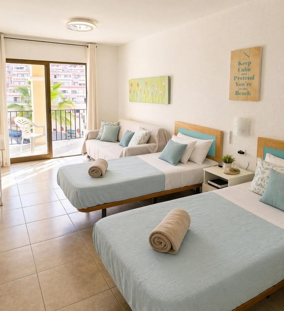 The Poolside Haven, Azure Dreams Apartment in Los Cristianos