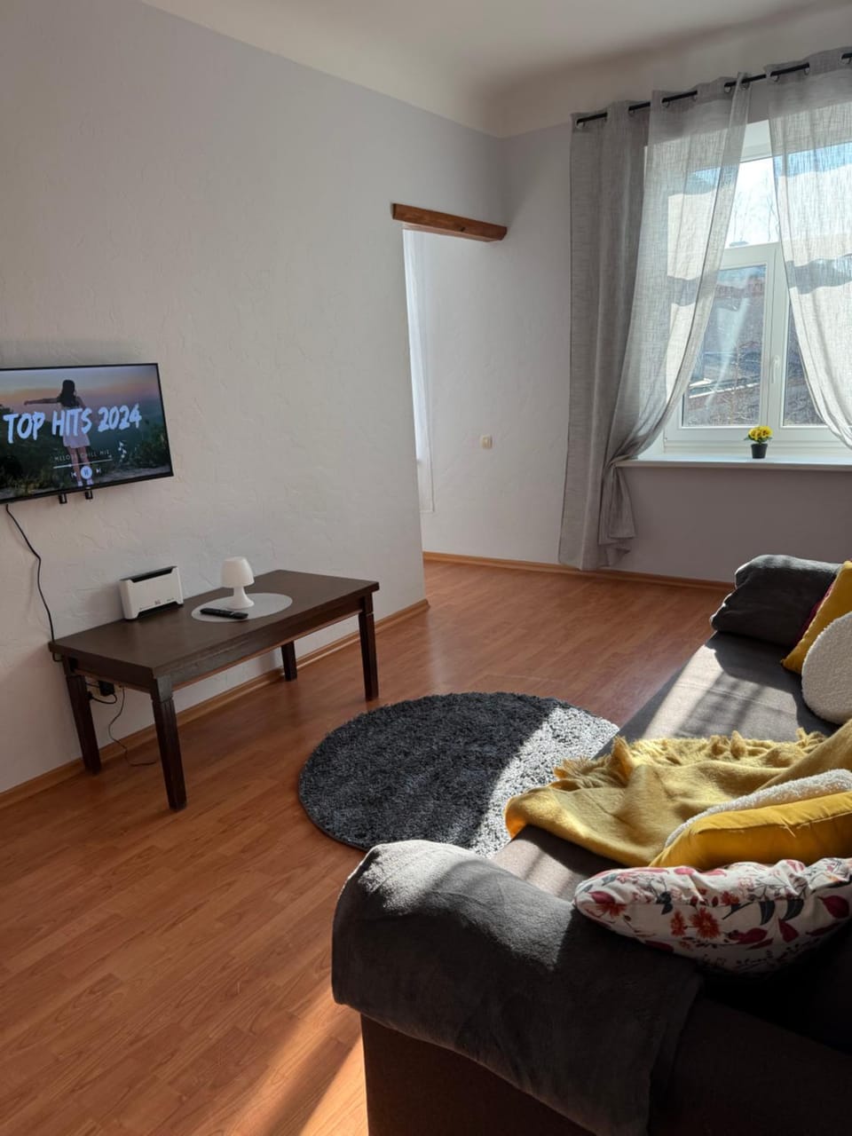 TV and multimedia, Seating area