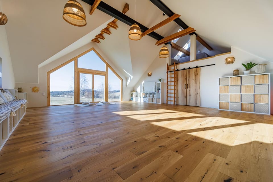 YoGaiia Retreat Centrum - Váš kouzelný únik do přírody - s možností jóga lekce Country House in Czechia